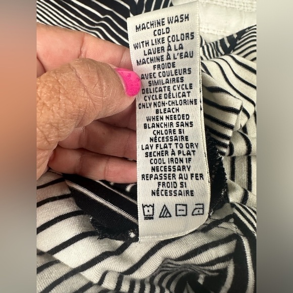 Max Studio Maxi Skirt in Black and White Size Medium - Picture 7 of 8